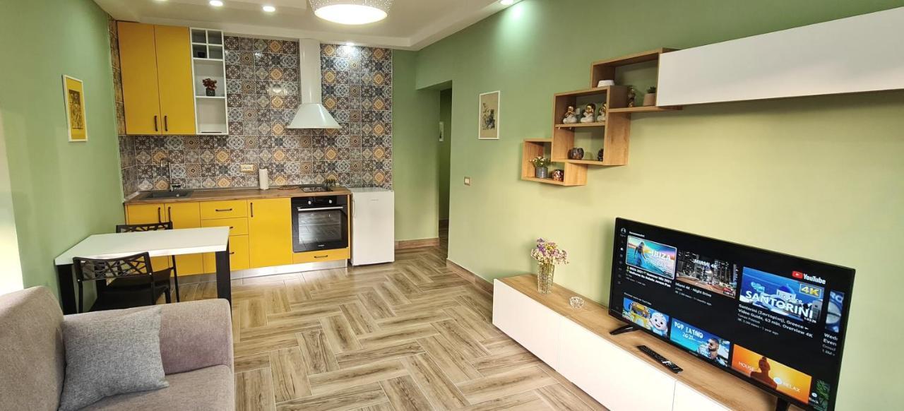 2V1 - Sheshi Willson Apartment Tirana Exterior foto